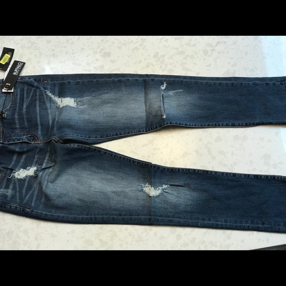 Buffalo David Britton | NWT | Distressed Jeans | Faith | 27